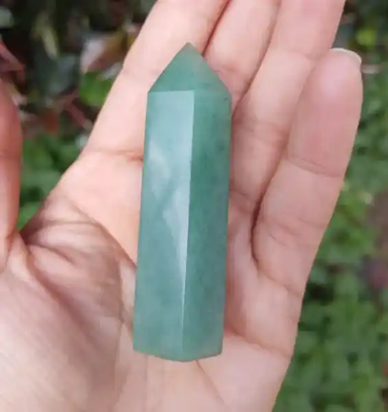 Obelisco de aventurina natural | Decoración y bienestar